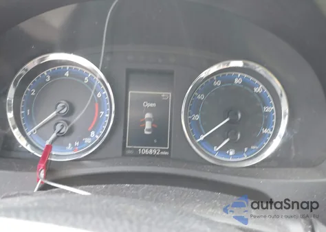 2017 Toyota Corolla Se z USA, uszkodzony, nr VIN 2T1BURHEXHC868221